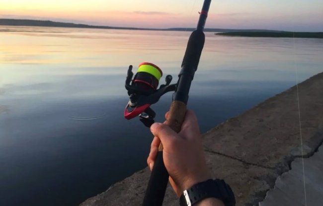 Как правильно ловить рыбу вблизи дамбы - «Статьи для рыбака»