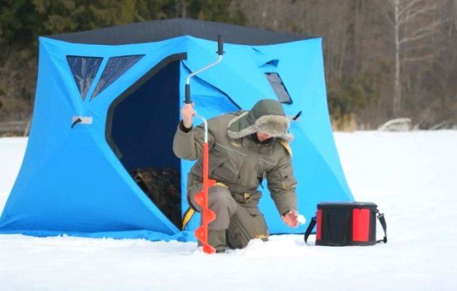 Преимущества и разновидности зимних палаток. Разбираемся